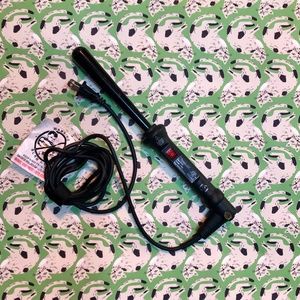 Enzo Milano Curling Wand Reverso Series